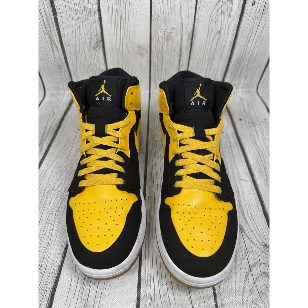 Air Jordan 1 Mid New Love Black Yellow 136085-072 Size 11